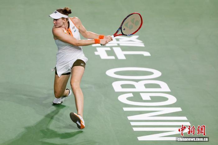 交手却是保, 利尼两盘获 交手却是保, 利尼两盘获